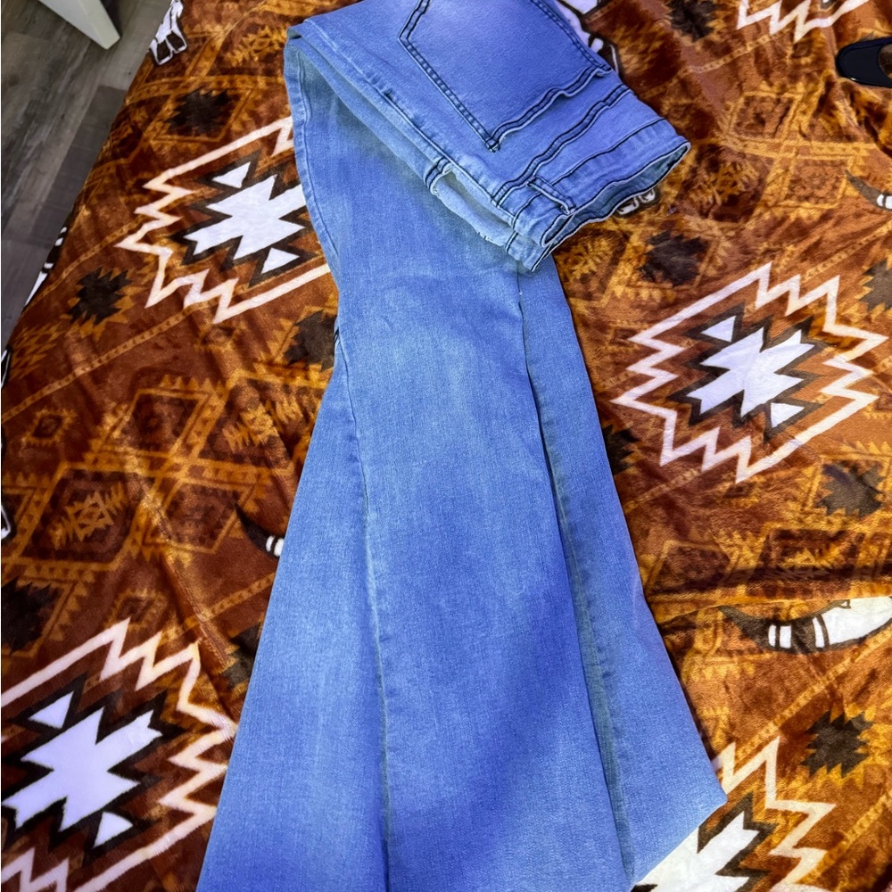 flaired jeans!